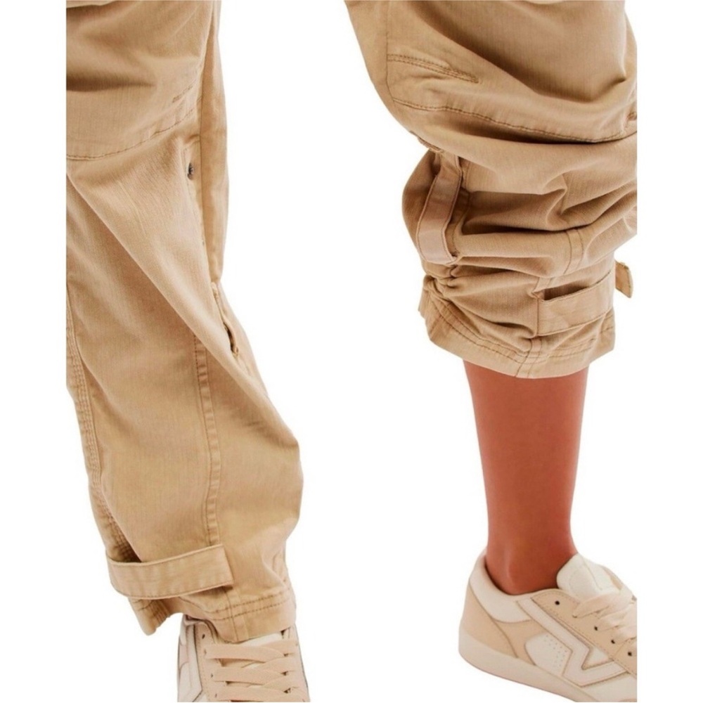 We The Free People Can't Compare Slouch Pant Cargo Small NWT Beige Tan Boho - Picture 10 of 10